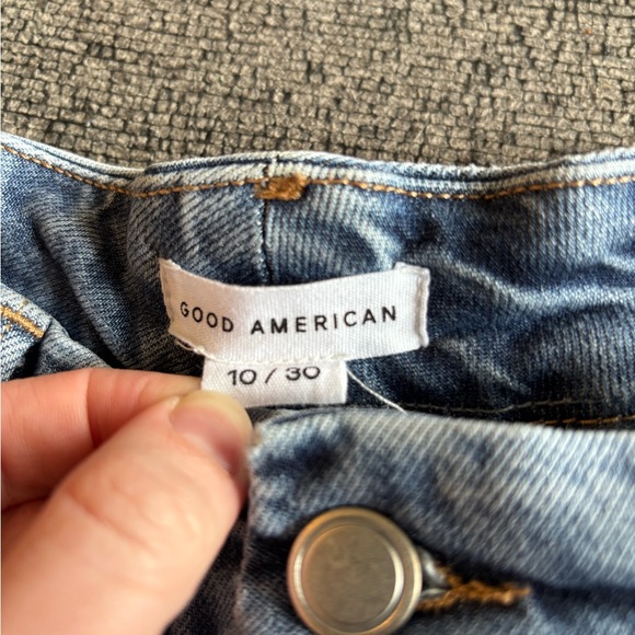 Good American Women's Straight Leg Jeans - Picture 6 of 8